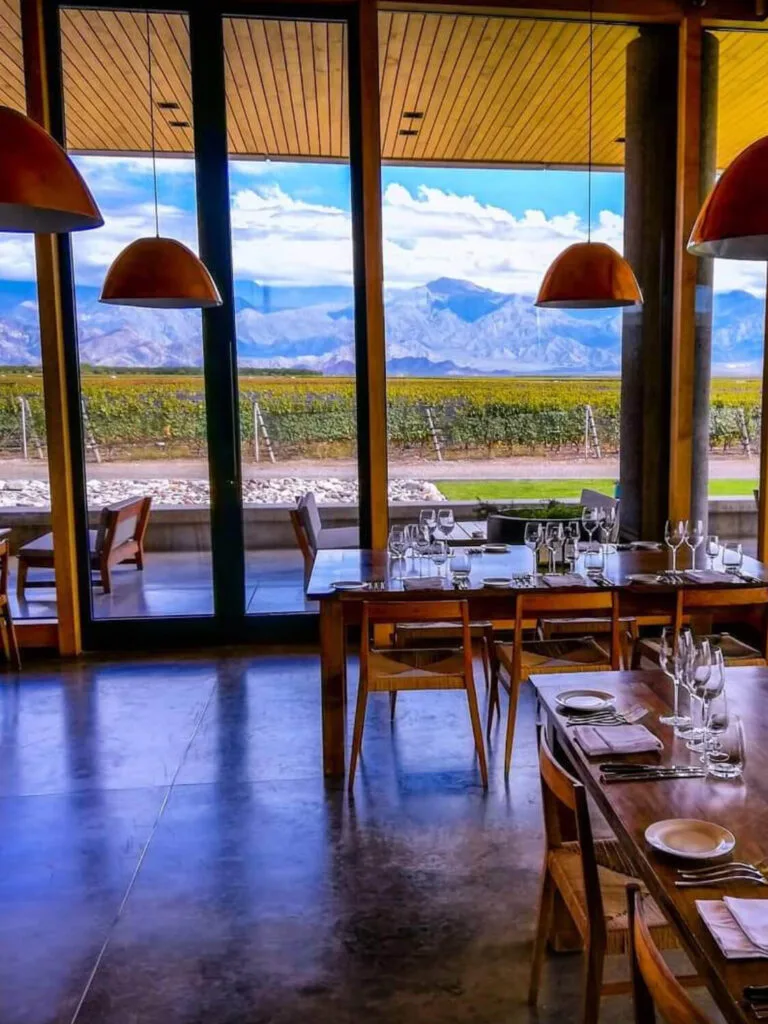 Restaurante Zuccardi Piedra Infinita Cocina Valle de Uco Mendoza - Fine dining vineyard views - Almoço com vista para os Andes mwt
